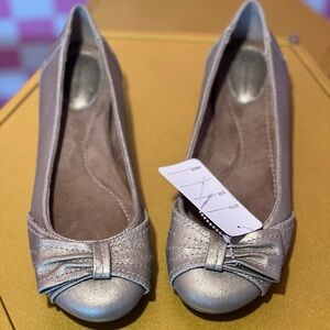 Elegant Silver Women's Flats